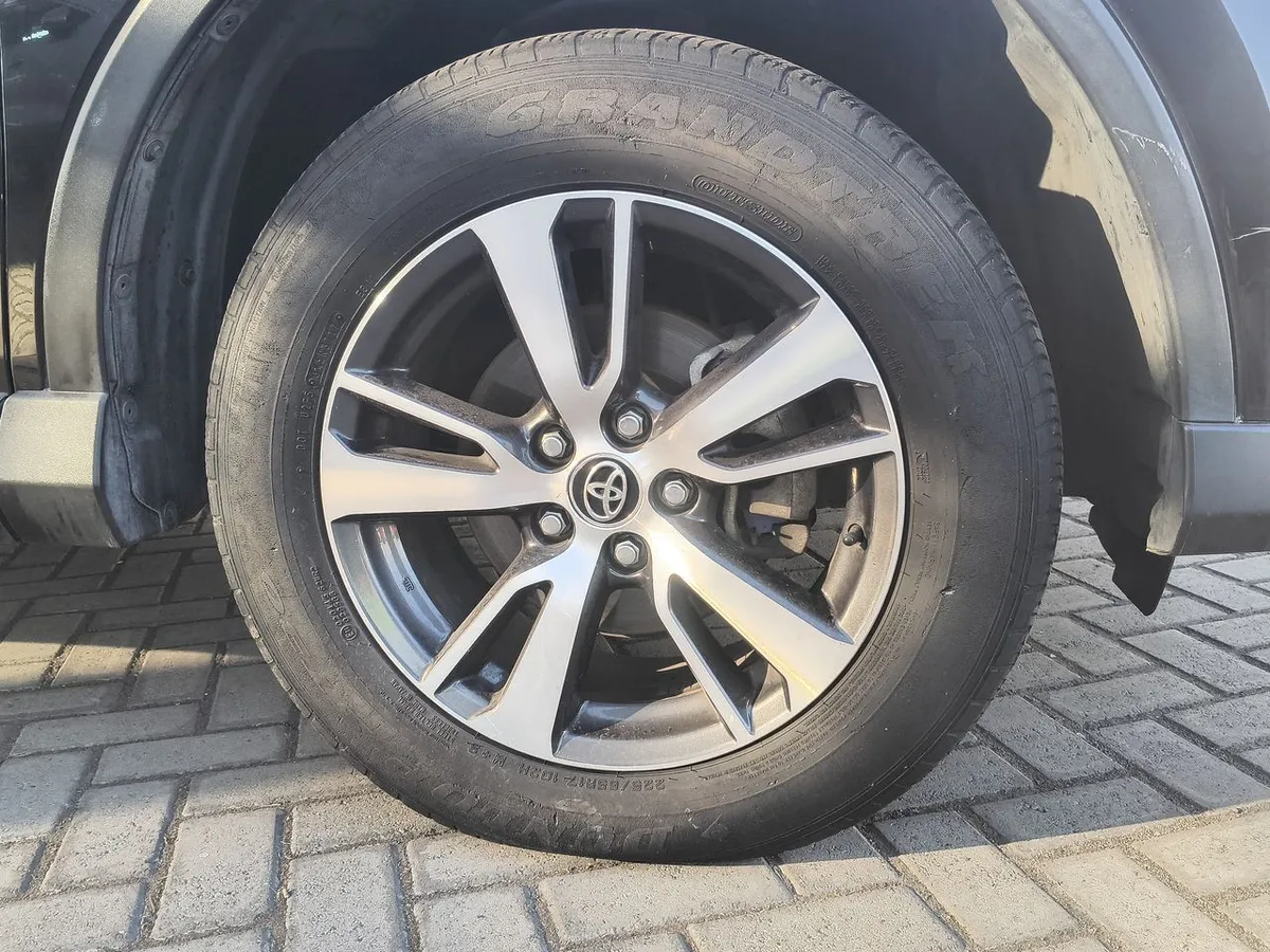Toyota Rav 4 2.0 4x2 Super Lujo Cvt At 5p año 2019