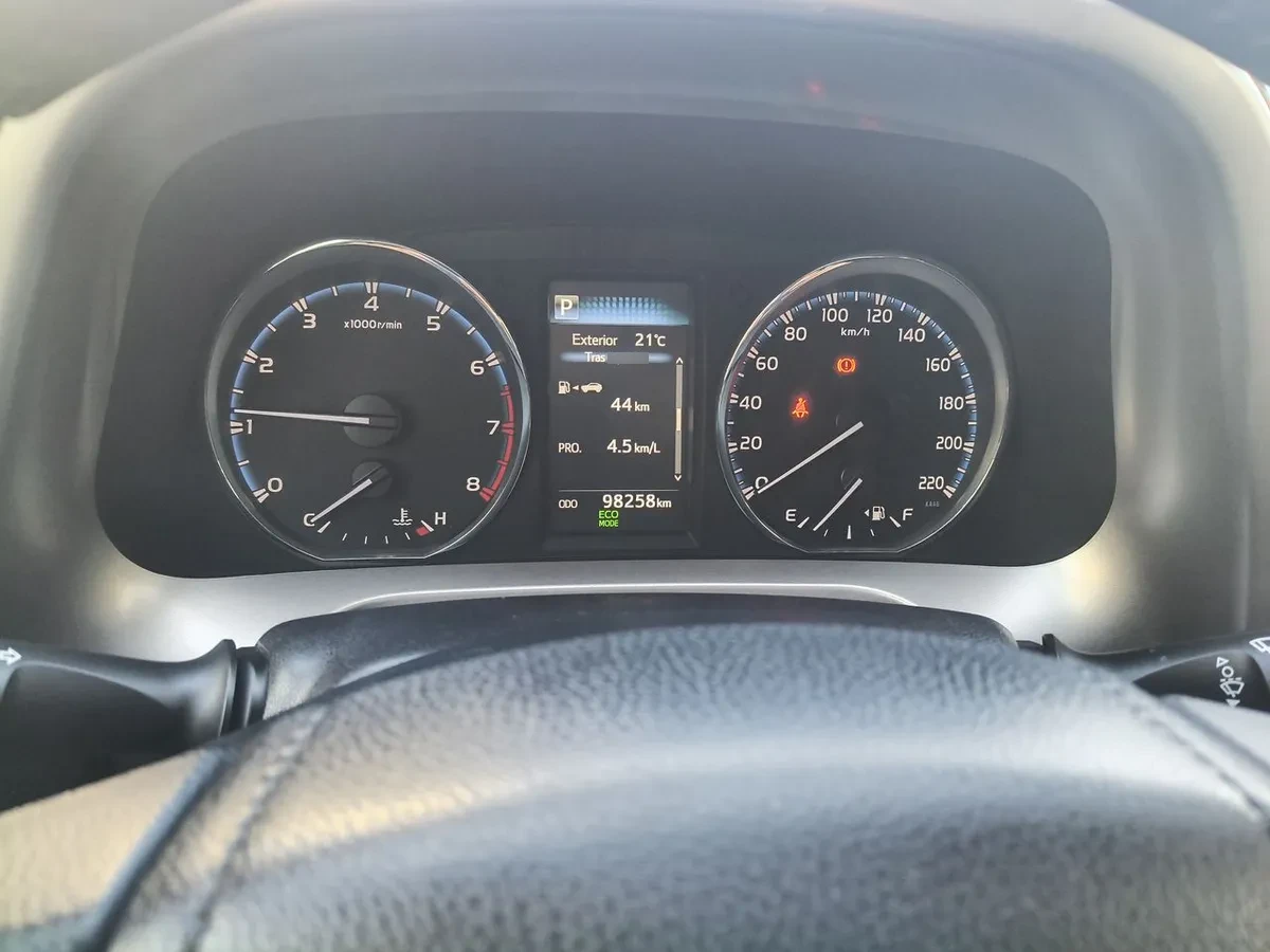 Toyota Rav 4 2.0 4x2 Super Lujo Cvt At 5p año 2019