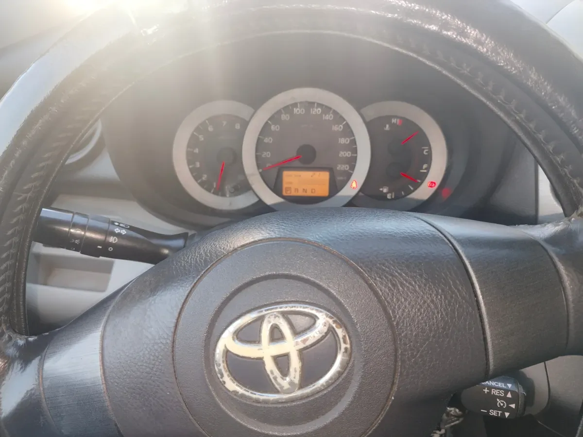 TOYOTA RAV4 2.4 Advantage S.lujo At 4x4 año 2012