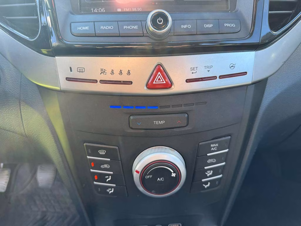Mahindra Xuv 300 Luxury año 2023