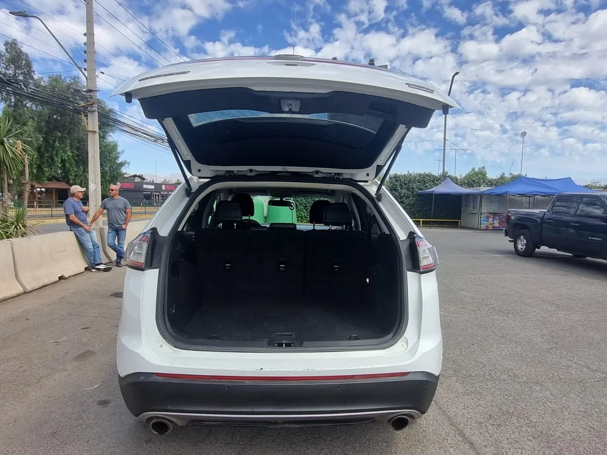 FORD EDGE 2.0 Sel Ecoboost At año 2017