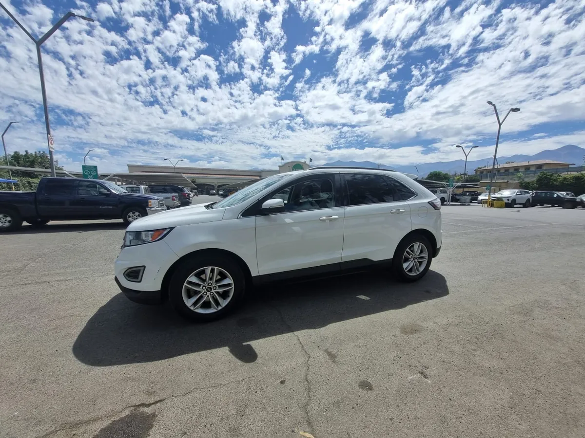 FORD EDGE 2.0 Sel Ecoboost At año 2017