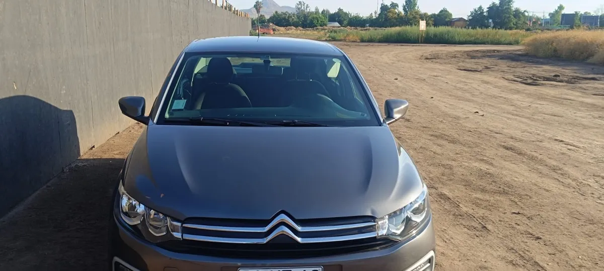 CITROEN C-ELYSEE 1.6 Hdi 92 Bvm Shine Mt Diesel año 2022