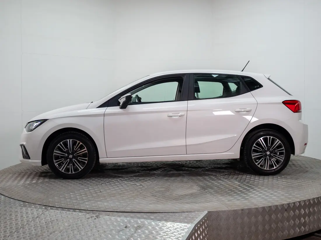 Seat Ibiza Ibiza 1.6 Style Mt año 2023