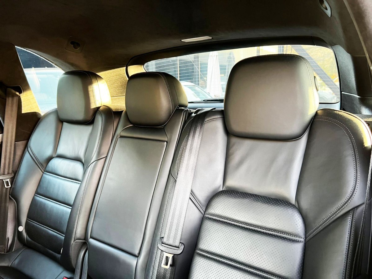 Porsche Cayenne Turbo 4.8 año 2013