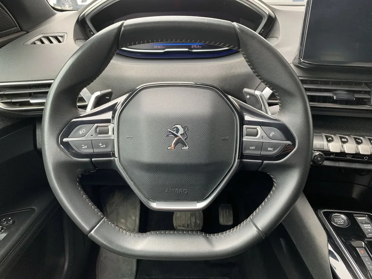 Peugeot 3008 1.5 Allure Pack Bluehdi 130 4x2 Eat8 5p año 2024