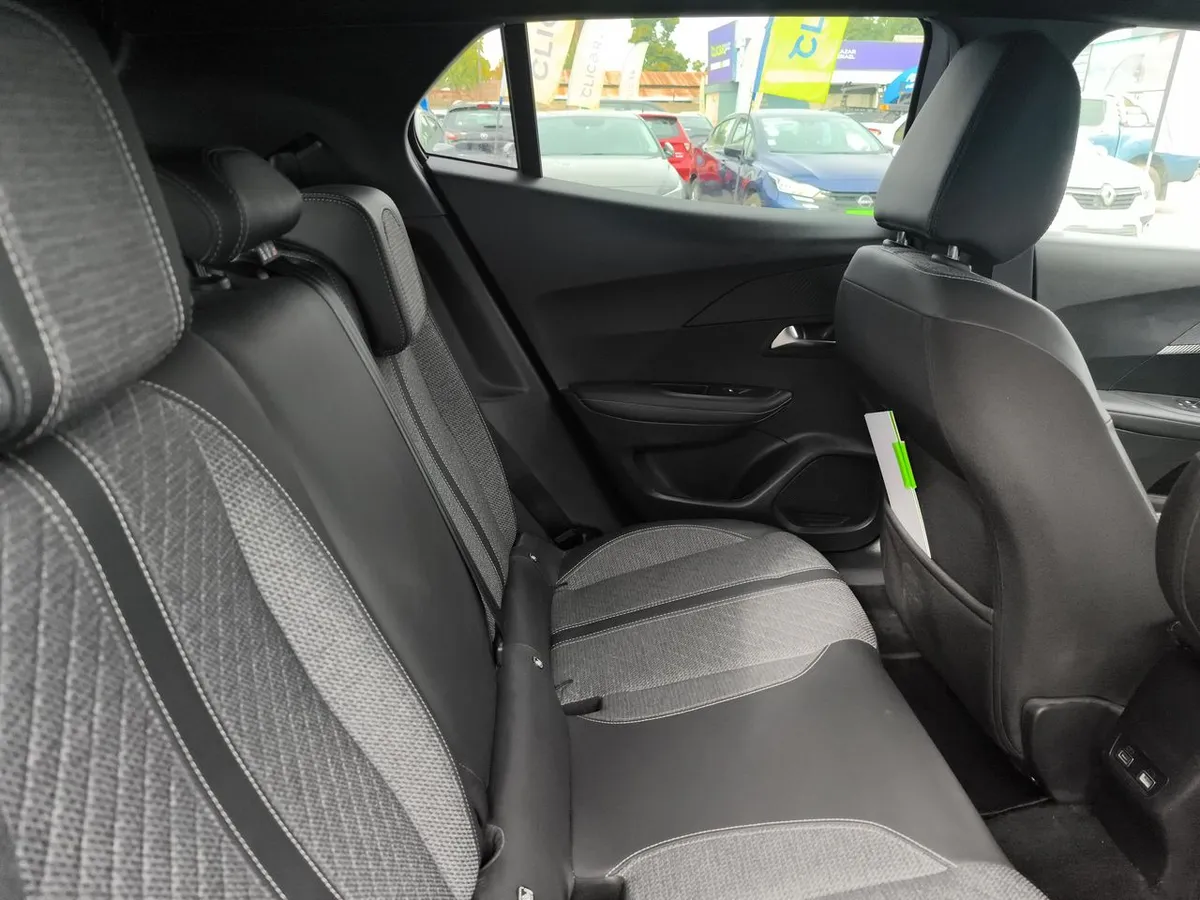 Peugeot 2008 1.5 Allure Pack Bluehdi 130hp Diesel 4x2 Eat8 5p año 2024