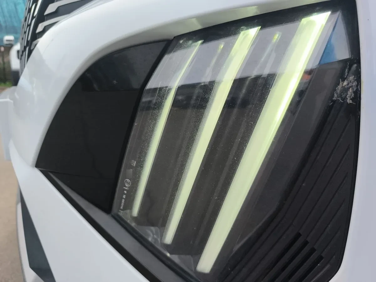 Peugeot 2008 1.5 Allure Pack Bluehdi 130hp Diesel 4x2 Eat8 5p año 2024