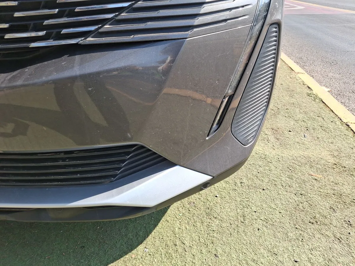 Peugeot 5008 1.5 Allure Pack Bluehdi 130 4x2 Eat8 5p año 2024
