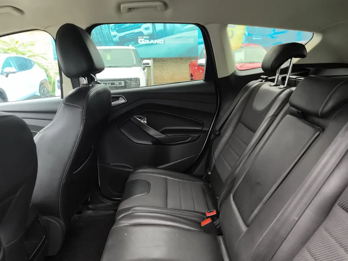Ford Escape 2.5 S 4x2 At 5p año 2017