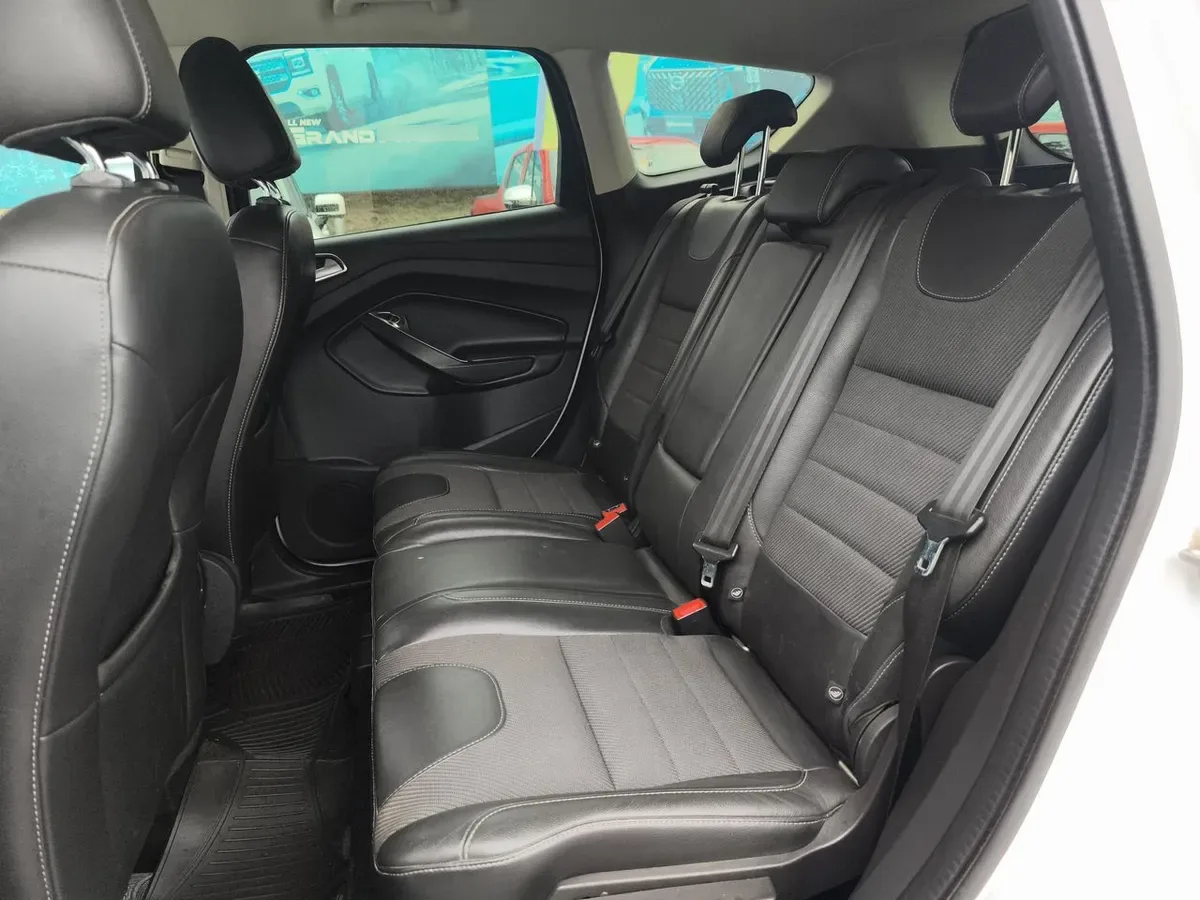 Ford Escape 2.5 S 4x2 At 5p año 2017