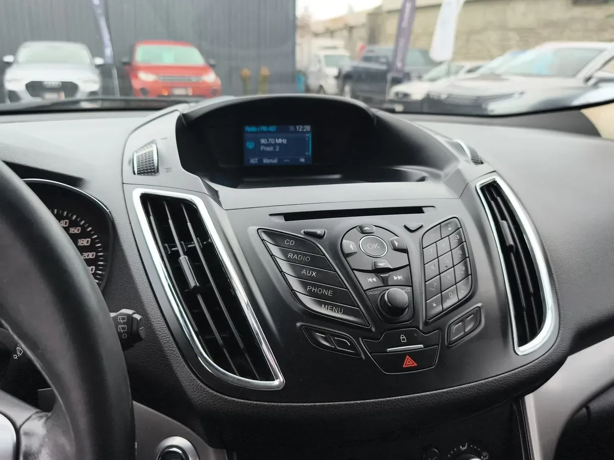 Ford Escape 2.5 S 4x2 At 5p año 2017