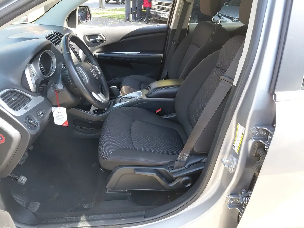 Dodge Journey 2.4 Se 4x2 At 5p año 2018