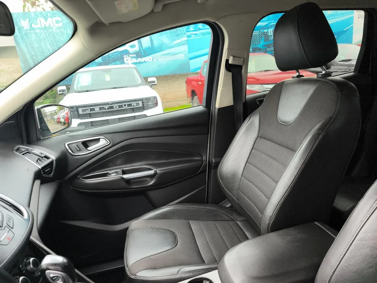 Ford Escape 2.5 S 4x2 At 5p año 2017