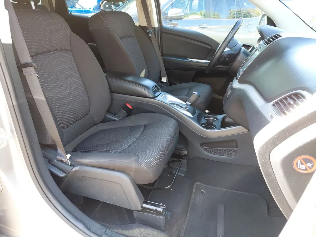 Dodge Journey 2.4 Se 4x2 At 5p año 2018