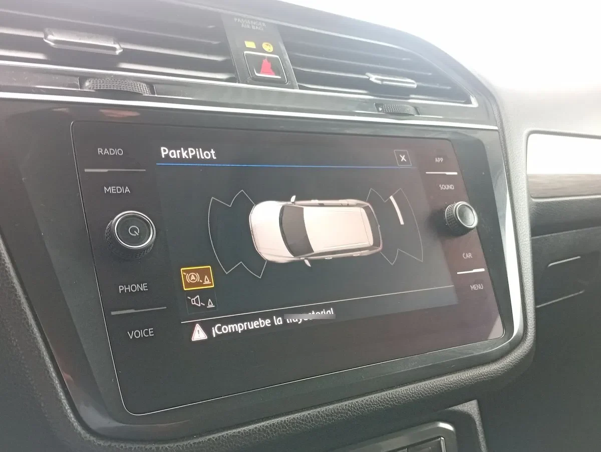 Volkswagen Tiguan 1.4 Tsi Comfortline 4x2 7a 150hp At 5p año 2018