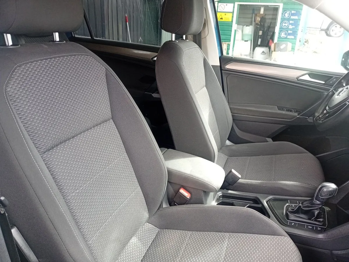 Volkswagen Tiguan 1.4 Tsi Comfortline 4x2 7a 150hp At 5p año 2018