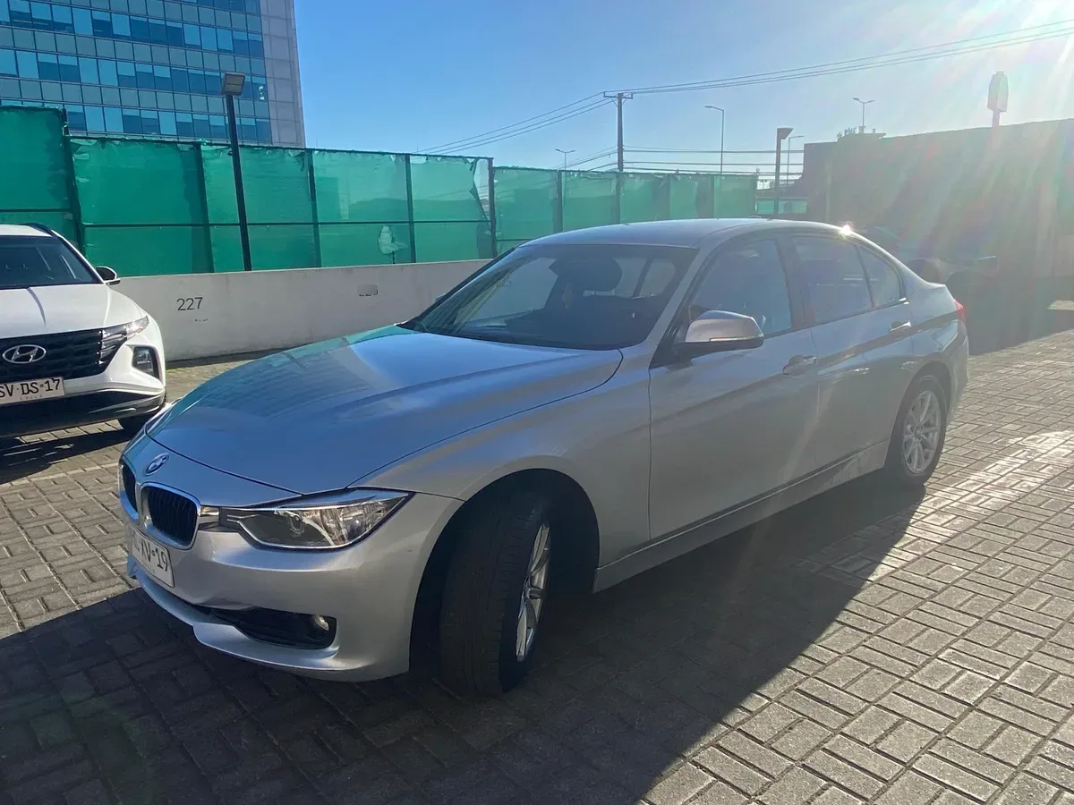 BMW 316 1.6 I Luxury Sunroof At año 2016