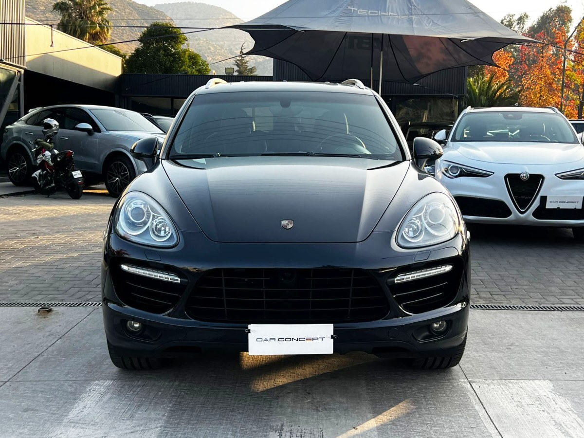 Porsche Cayenne Turbo 4.8 año 2013