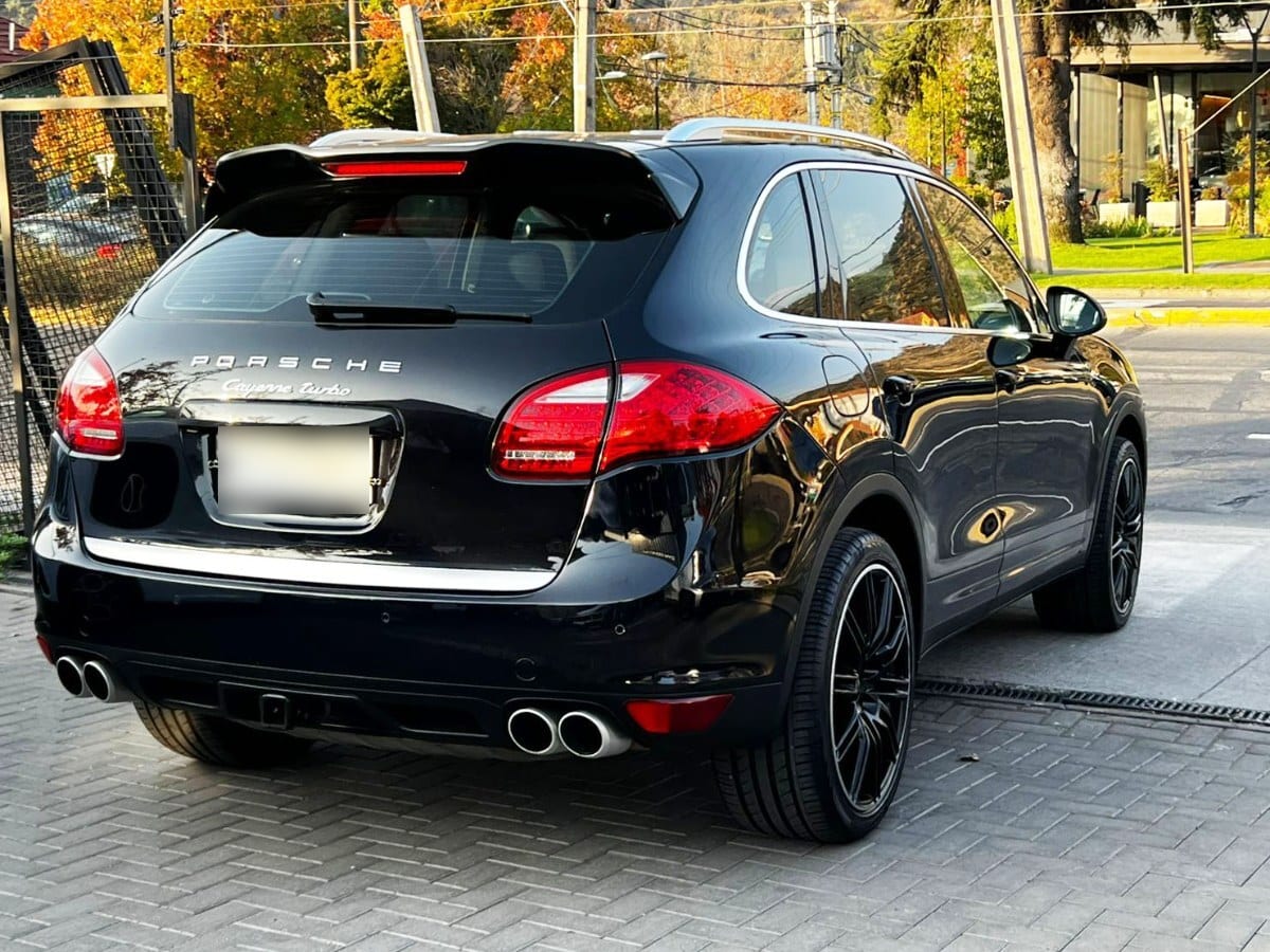Porsche Cayenne Turbo 4.8 año 2013