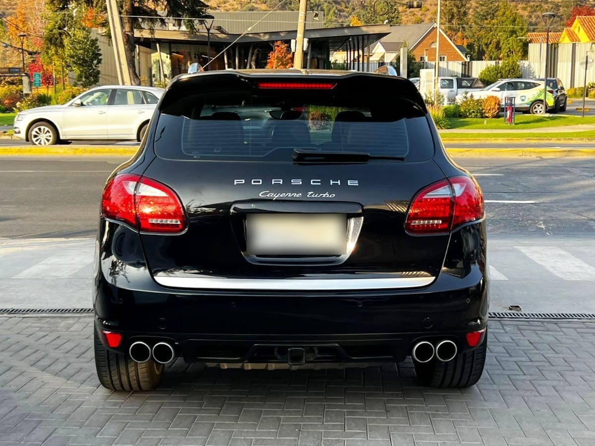 Porsche Cayenne Turbo 4.8 año 2013