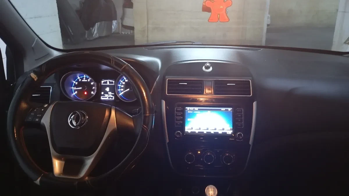 DONGFENG JOYEAR 1.6 Joyear X3 Confort Mt año 2017