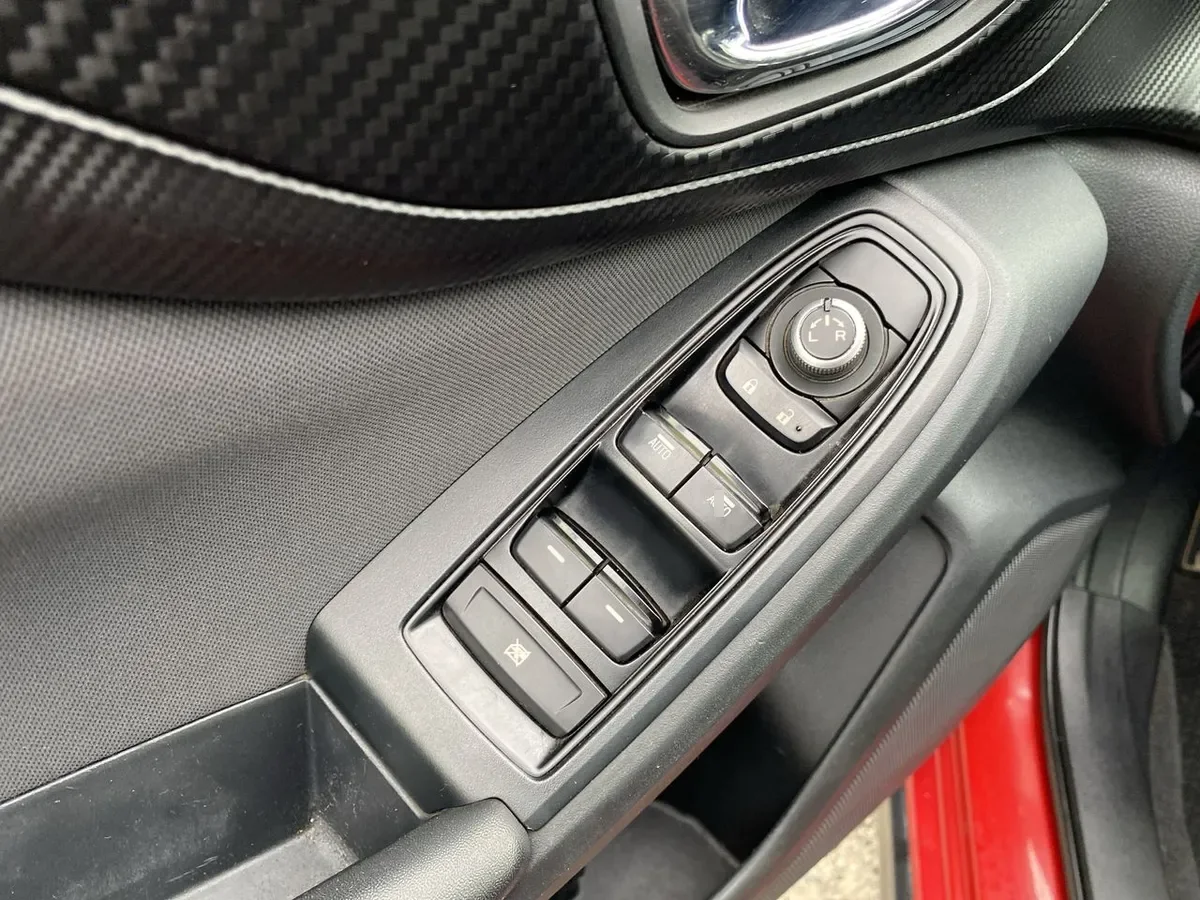 Subaru Xv 2.0i Awd Cvt At 5p año 2021