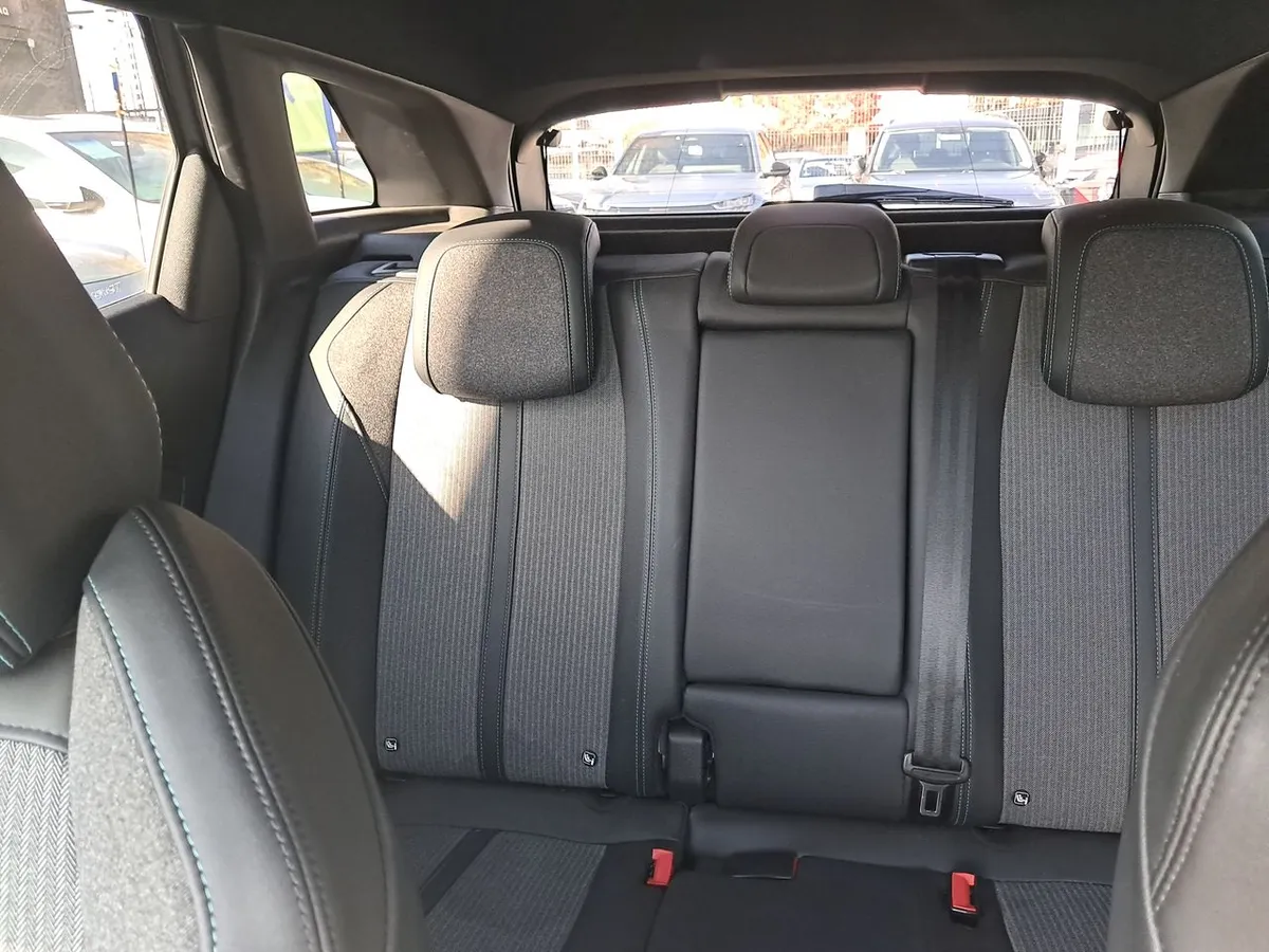 Peugeot 3008 1.6 Allure Pack Thp 165 4x2 Eat6 5p año 2024