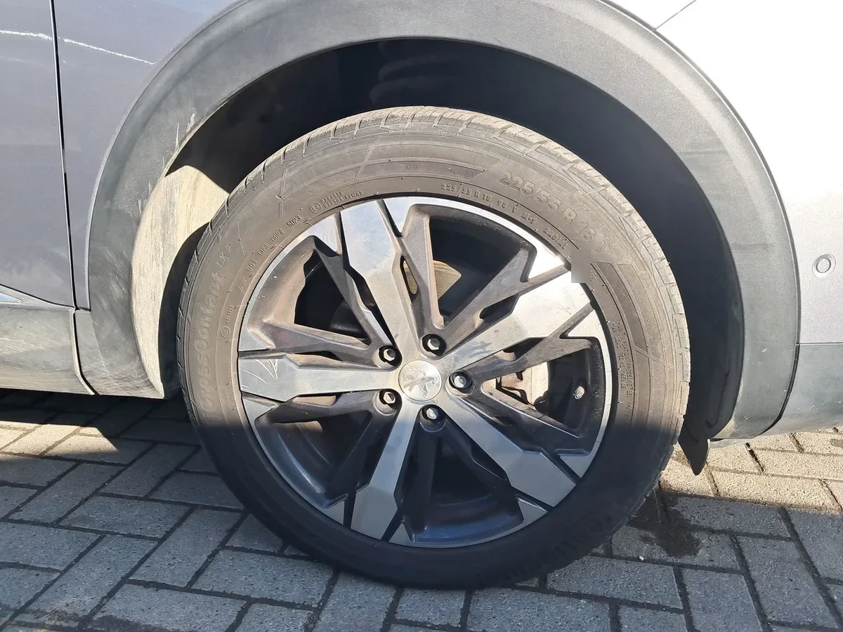 Peugeot 3008 1.6 Allure Pack Thp 165 4x2 Eat6 5p año 2024