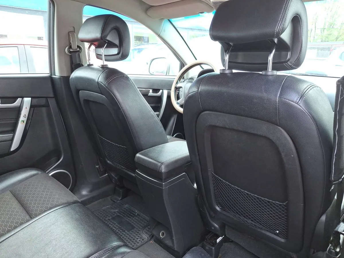 Chevrolet Captiva 2.4 Lt Fwd V Sa At6 5p año 2016