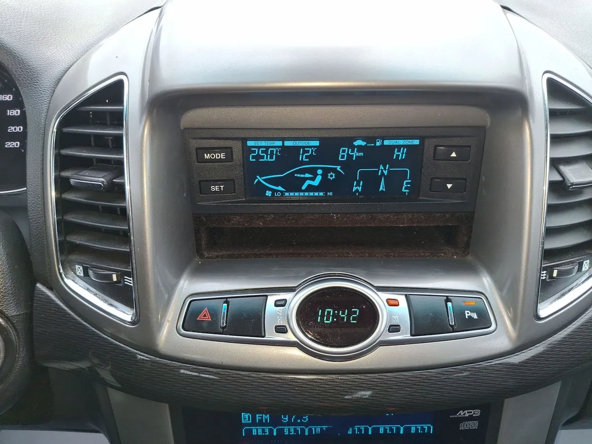 Chevrolet Captiva 2.4 Lt Fwd V Sa At6 5p año 2016
