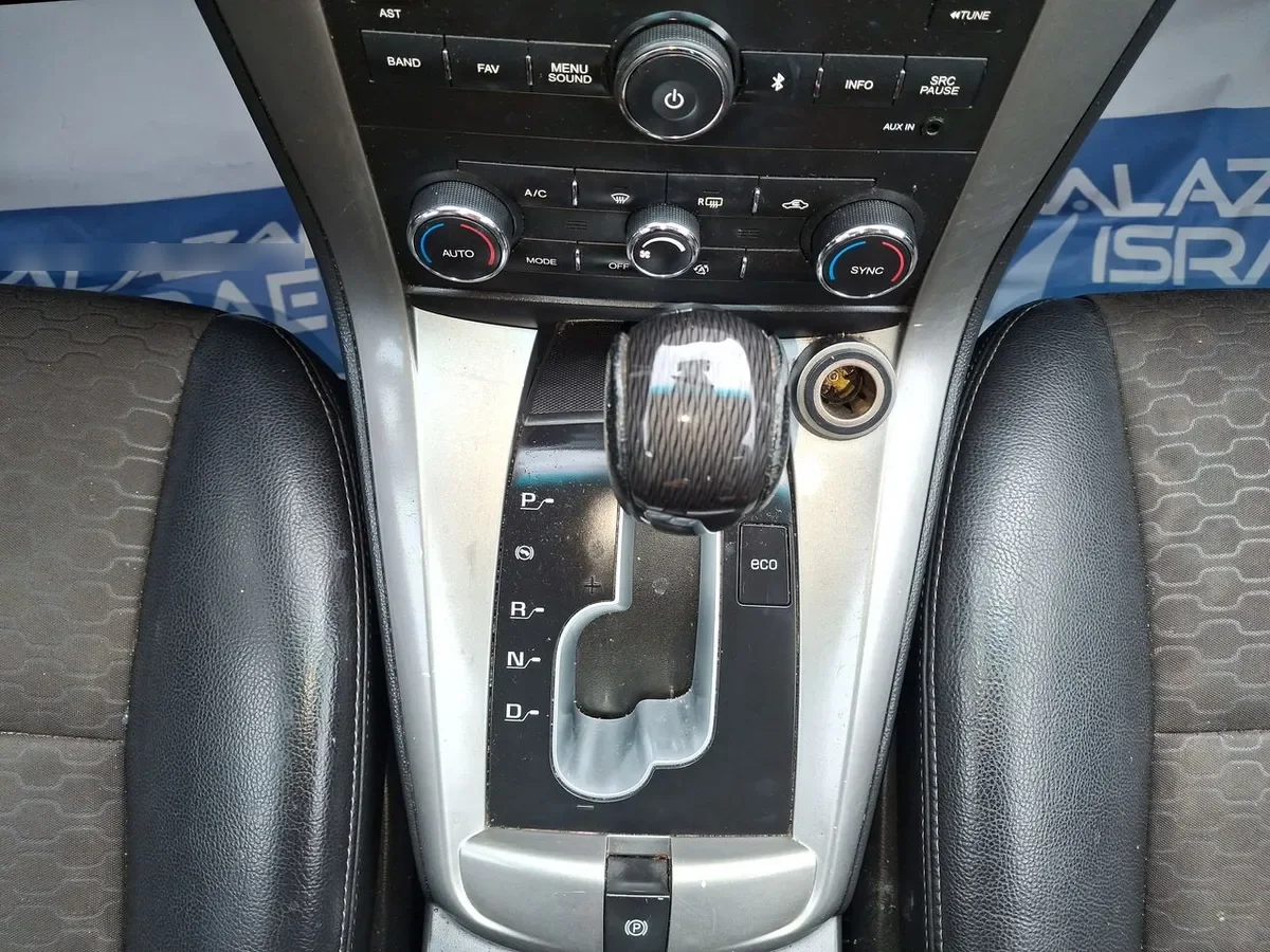 Chevrolet Captiva 2.4 Lt Fwd V Sa At6 5p año 2016