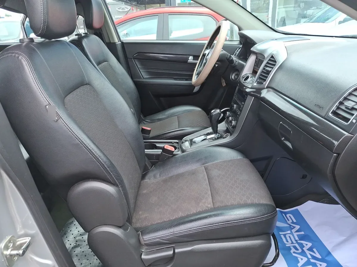 Chevrolet Captiva 2.4 Lt Fwd V Sa At6 5p año 2016