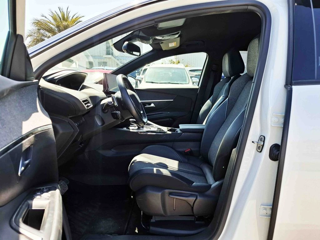 Peugeot 3008 Allure año 2023