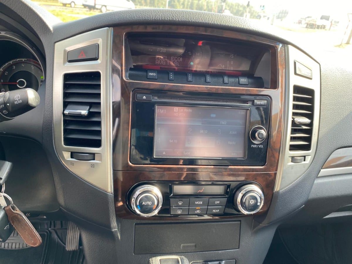 Mitsubishi Montero Largo 3.2 Diesel 4x4 3 Filas año 2019