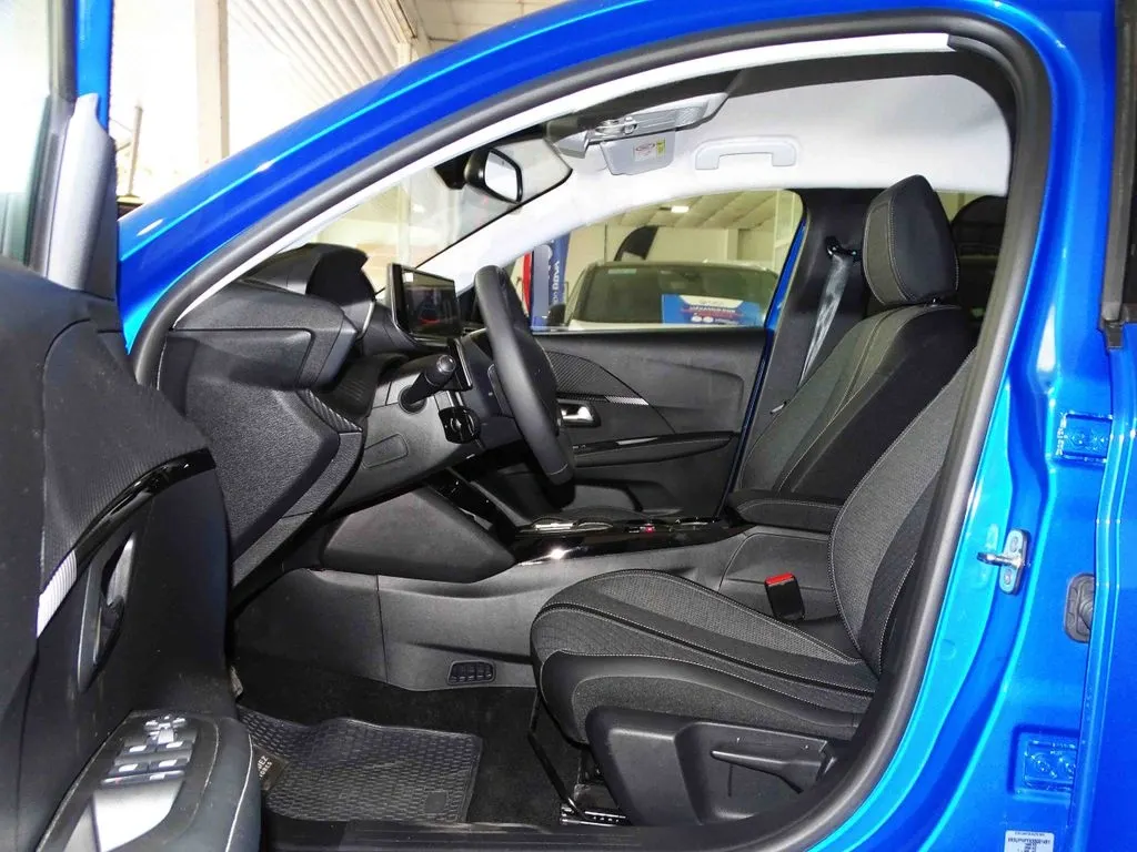 Peugeot 208 Allure año 2026