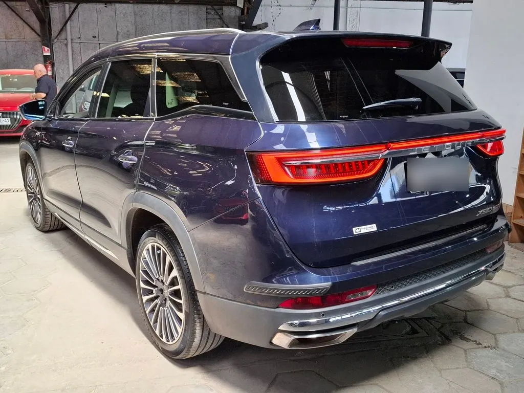 JETOUR X90 PLUS 2.0 4x2 Dct At 5p año 2024