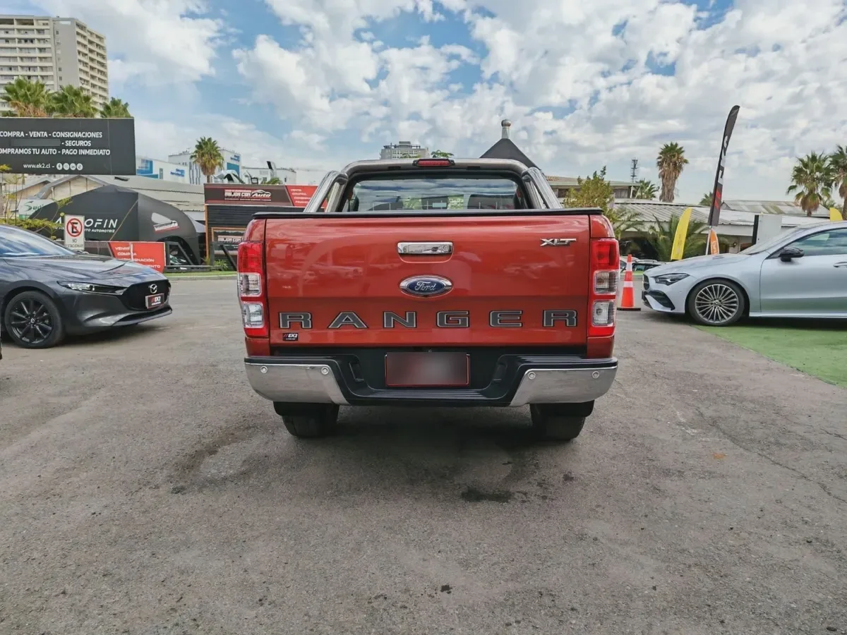 FORD RANGER 3.2 Xlt Mt 4x2 Diesel año 2020
