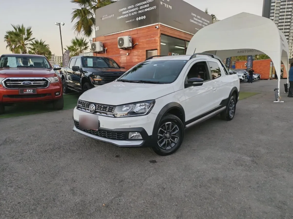 VOLKSWAGEN SAVEIRO 1.6 Cross Mt año 2024