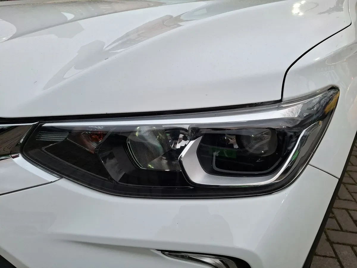 Chevrolet Tracker 1.2t Ltz Fwd At 5p año 2021