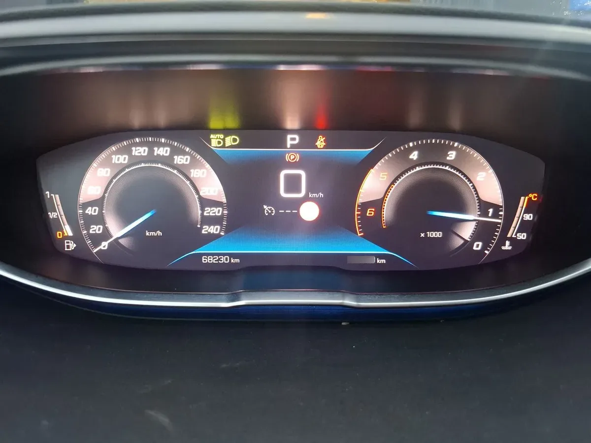 Peugeot 3008 1.5 Allure Pack Bluehdi 130 4x2 Eat8 5p año 2024