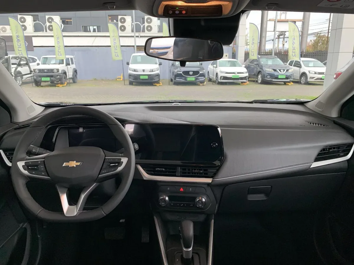 Chevrolet Tracker 1.2t Ltz R 4x2 At 5p año 2026