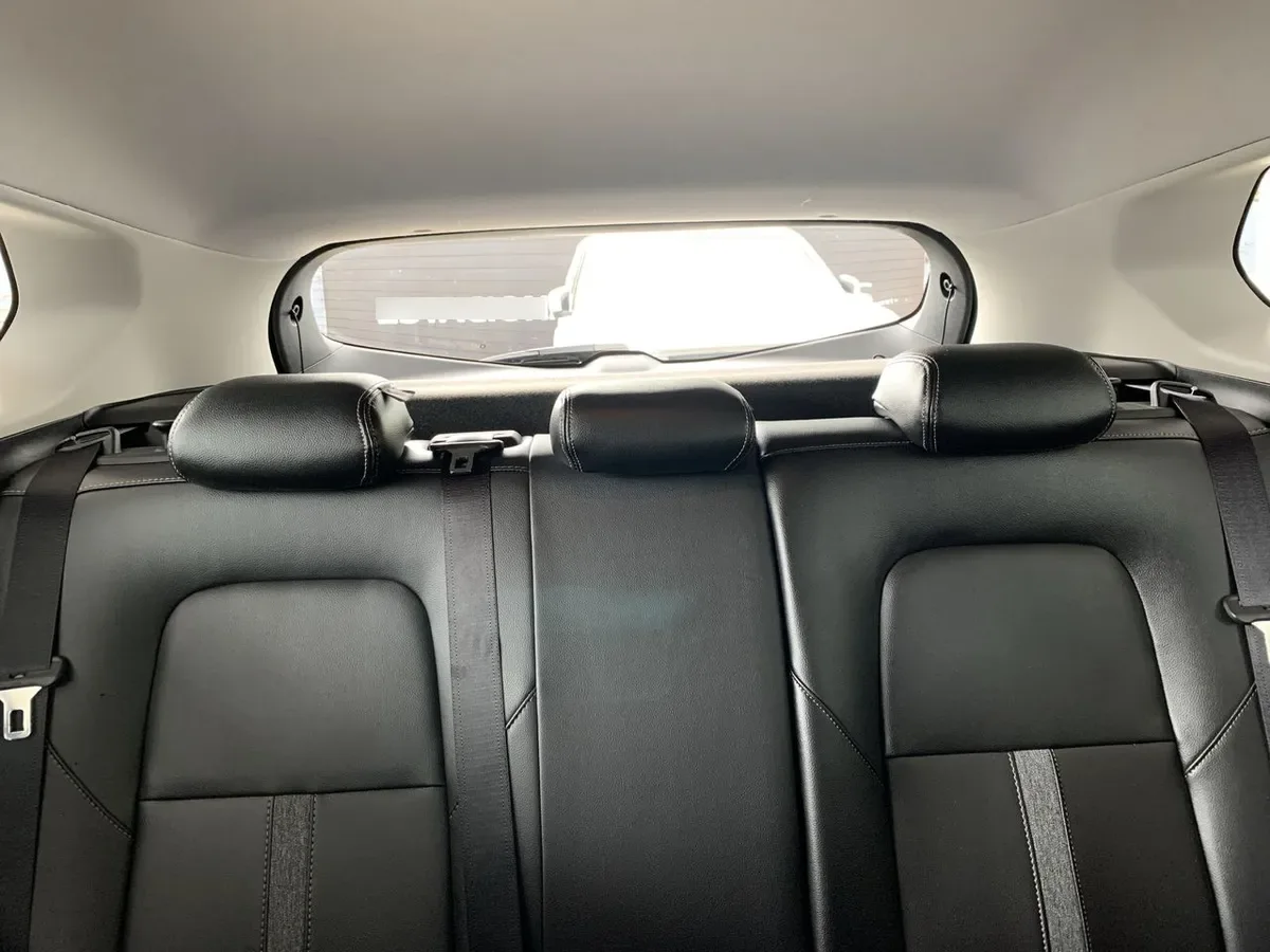 Chevrolet Tracker 1.2t Ltz R 4x2 At 5p año 2026