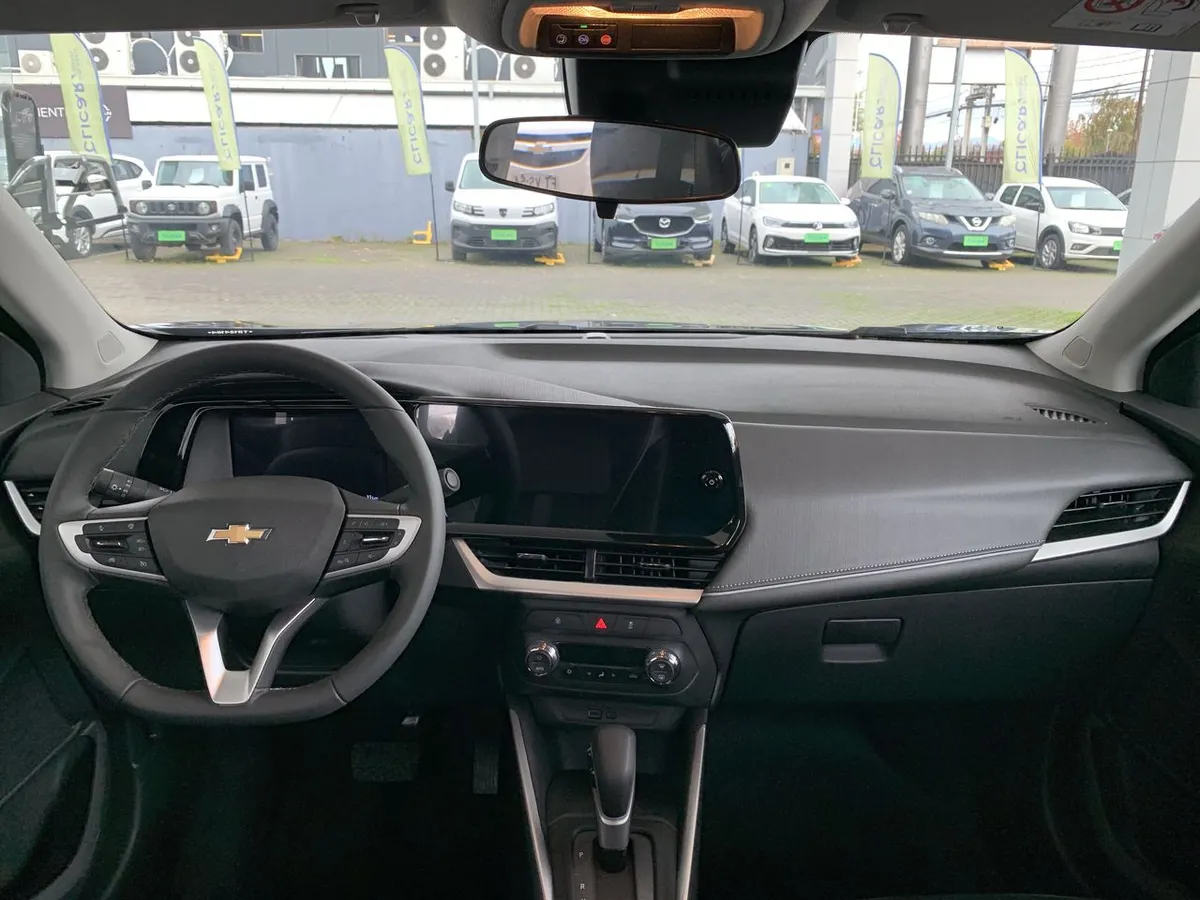 Chevrolet Tracker 1.2t Ltz R 4x2 At 5p año 2026