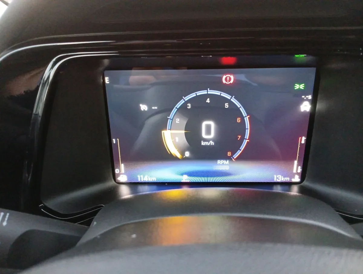 Chevrolet Tracker 1.2t Ltz R 4x2 At 5p año 2026