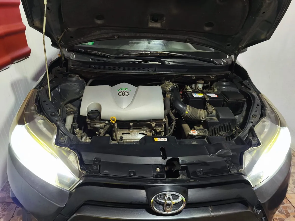 TOYOTA YARIS 1.5 Sedan Xli Mt año 2017