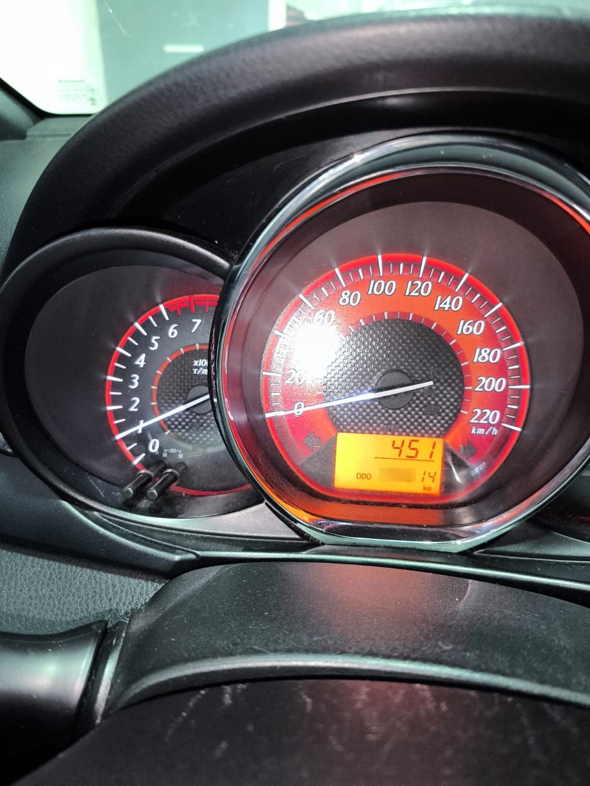 TOYOTA YARIS 1.5 Sedan Xli Mt año 2017