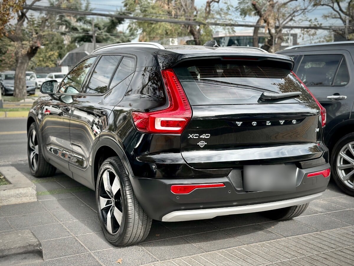Volvo Xc40 T4 Plus año 2022