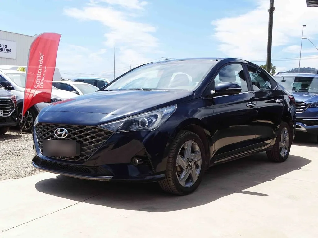 Hyundai Accent 1.6 año 2023