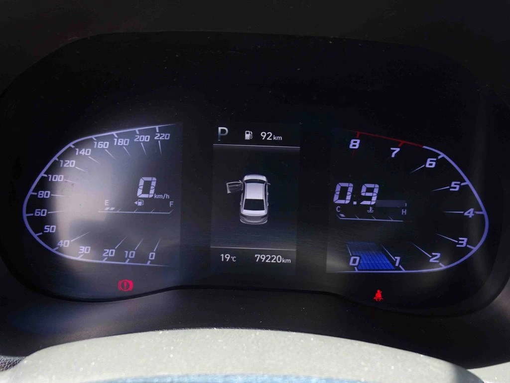 Hyundai Accent 1.6 año 2023